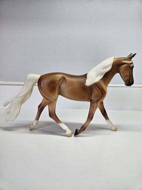 Breyer Horse Morgan Mare Palomino 62007 2008